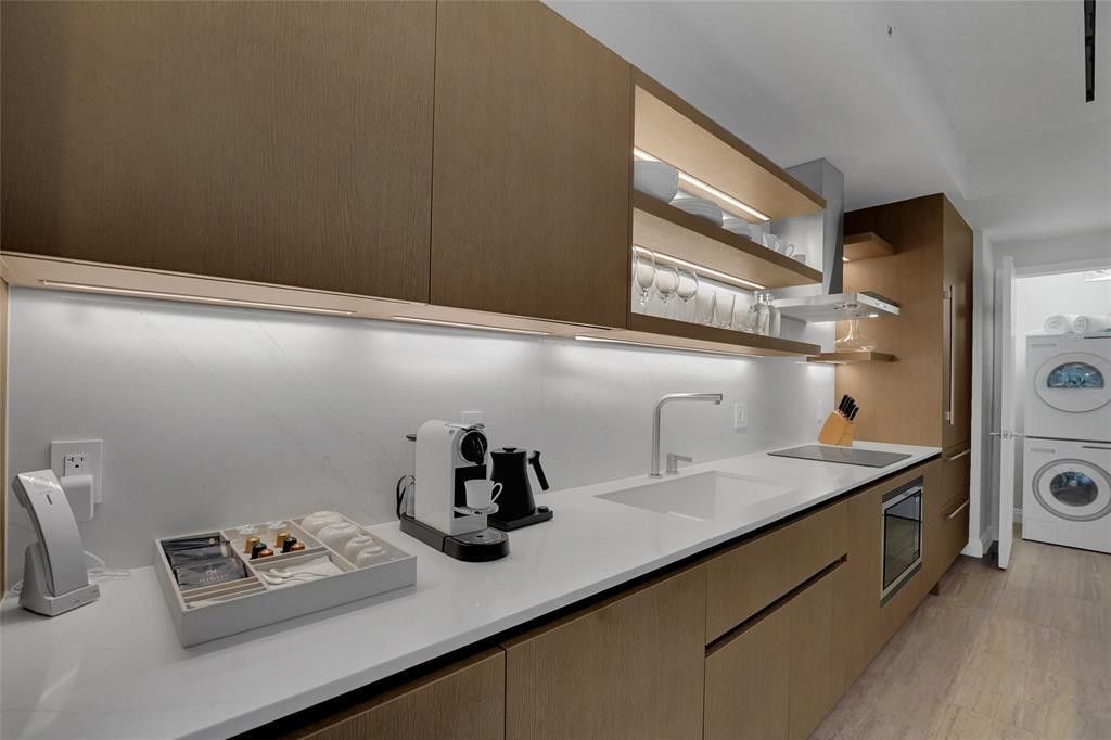 525 N Fort Lauderdale Beach Boulevard, Unit 1204, Fort Lauderdale, FL 33304 Photo