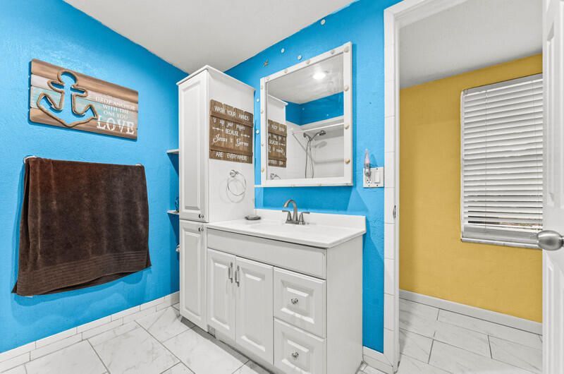 305 Henthorne Drive, Palm Springs, FL 33461 Photo