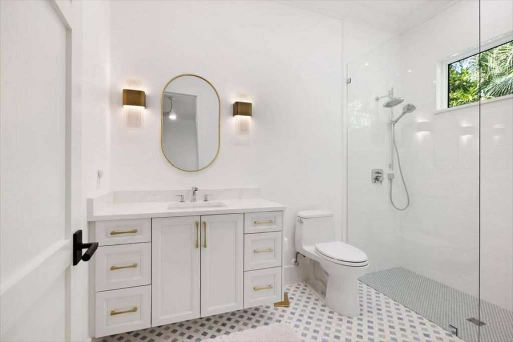 201 Shores Drive, Vero Beach, FL 32963 Photo