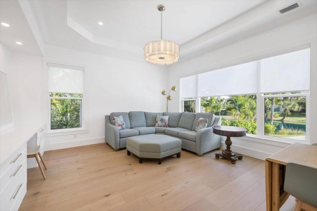 201 Shores Drive, Vero Beach, FL 32963 Photo