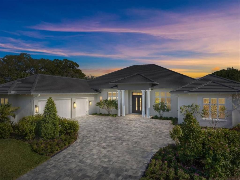 201 Shores Drive, Vero Beach, FL 32963 Photo