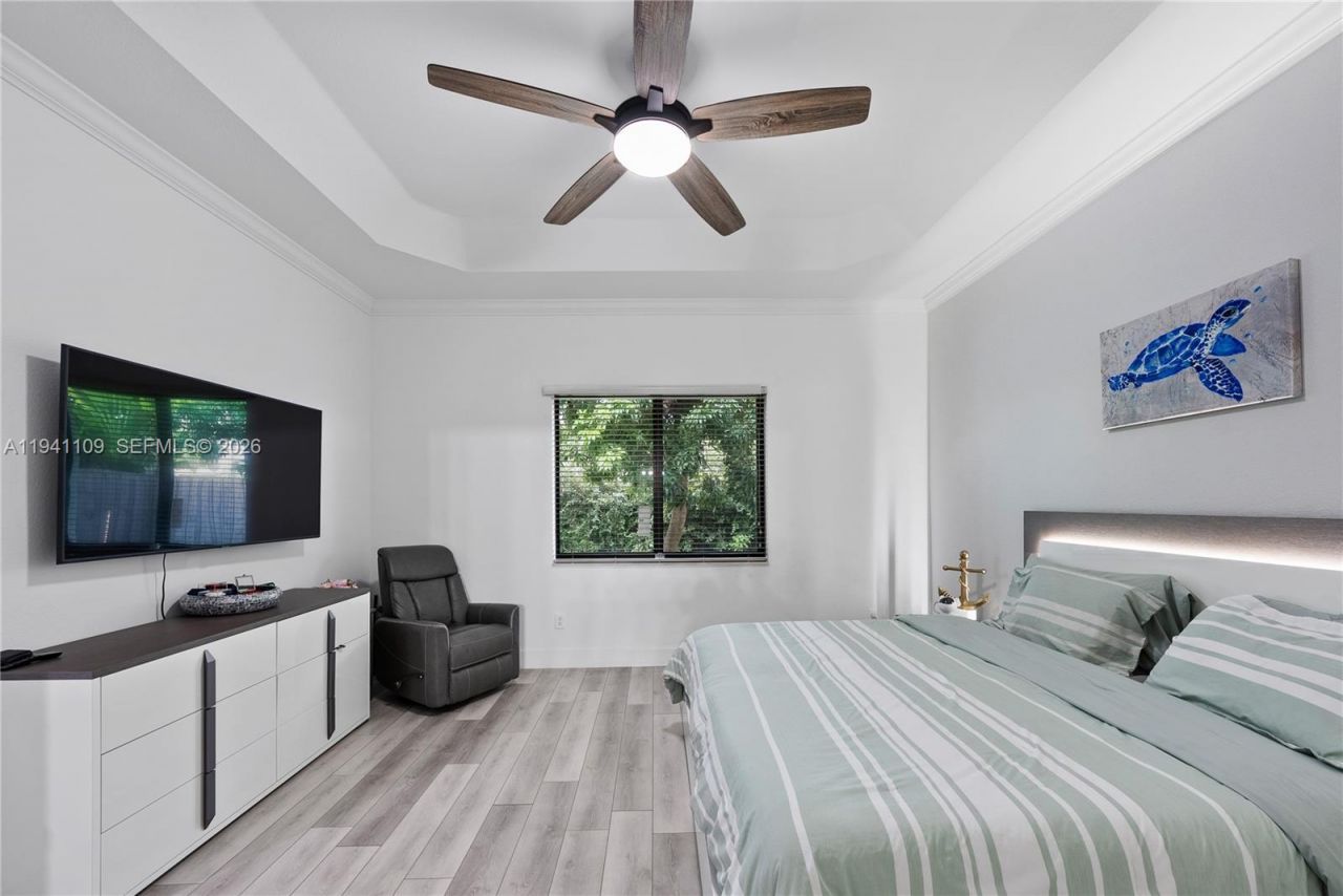 918 NE 36th Ave, Homestead, FL 33033 Photo