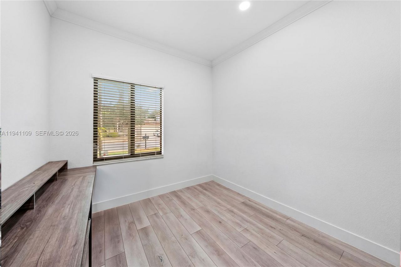 918 NE 36th Ave, Homestead, FL 33033 Photo