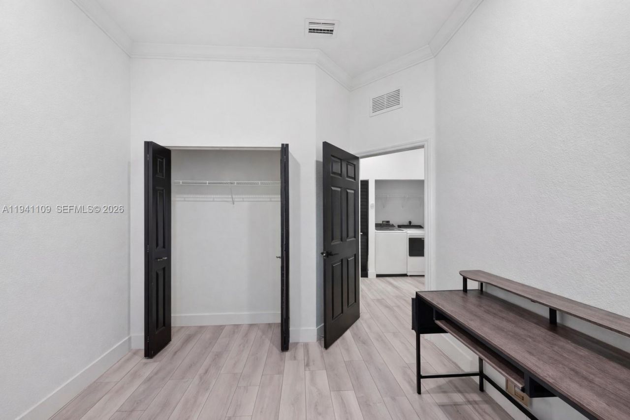 918 NE 36th Ave, Homestead, FL 33033 Photo