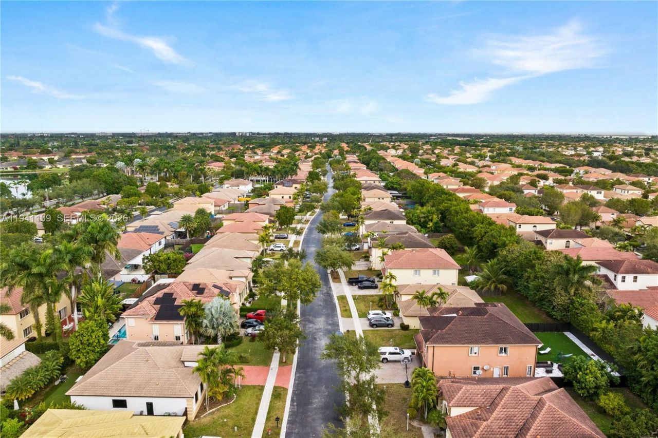 918 NE 36th Ave, Homestead, FL 33033 Photo