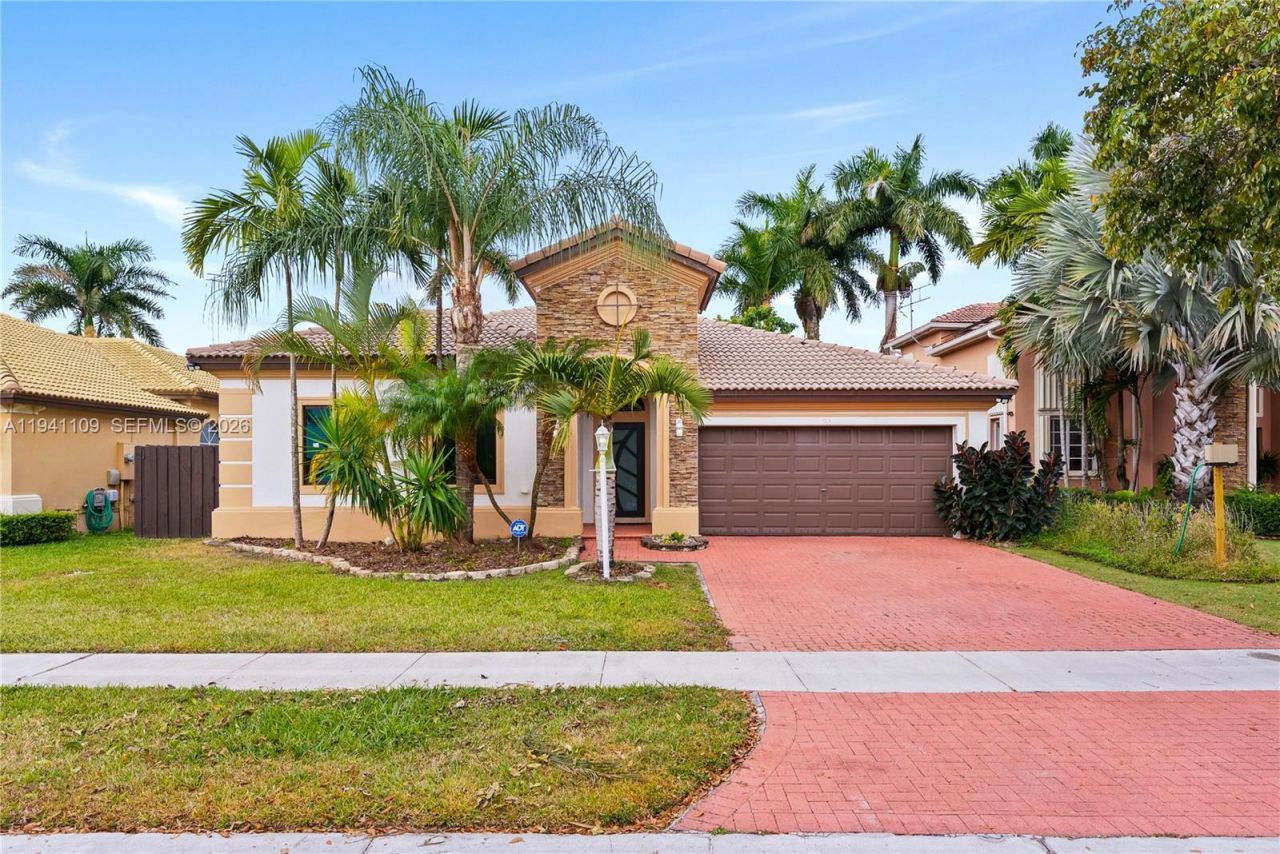 918 NE 36th Ave, Homestead, FL 33033 Photo
