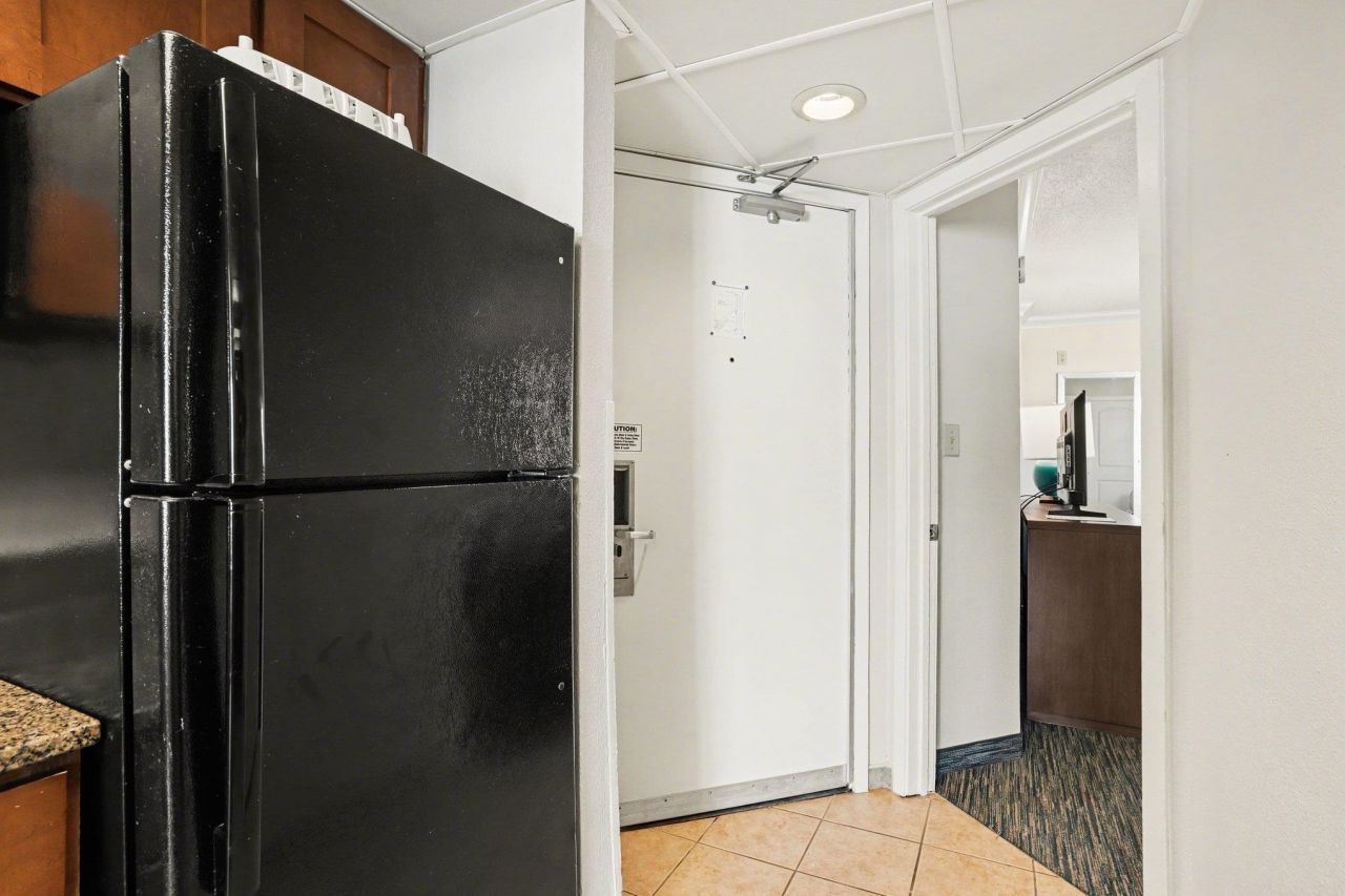 1105 S Ocean Blvd. Photo 15