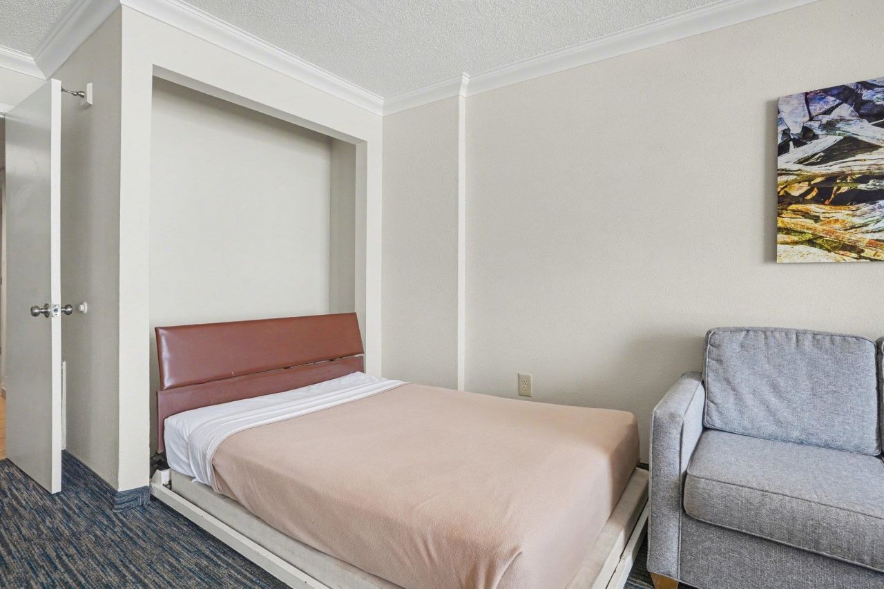 1105 S Ocean Blvd. Photo 23
