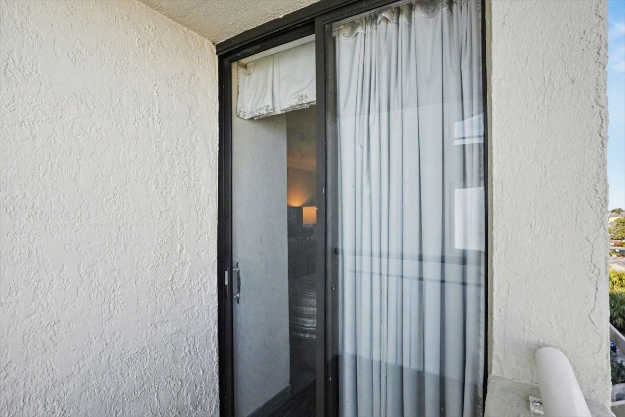 1105 S Ocean Blvd. Photo 30