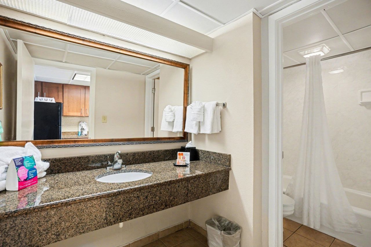 1105 S Ocean Blvd. Photo 31