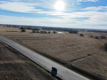 13 Highway, Higginsville, MO 64037