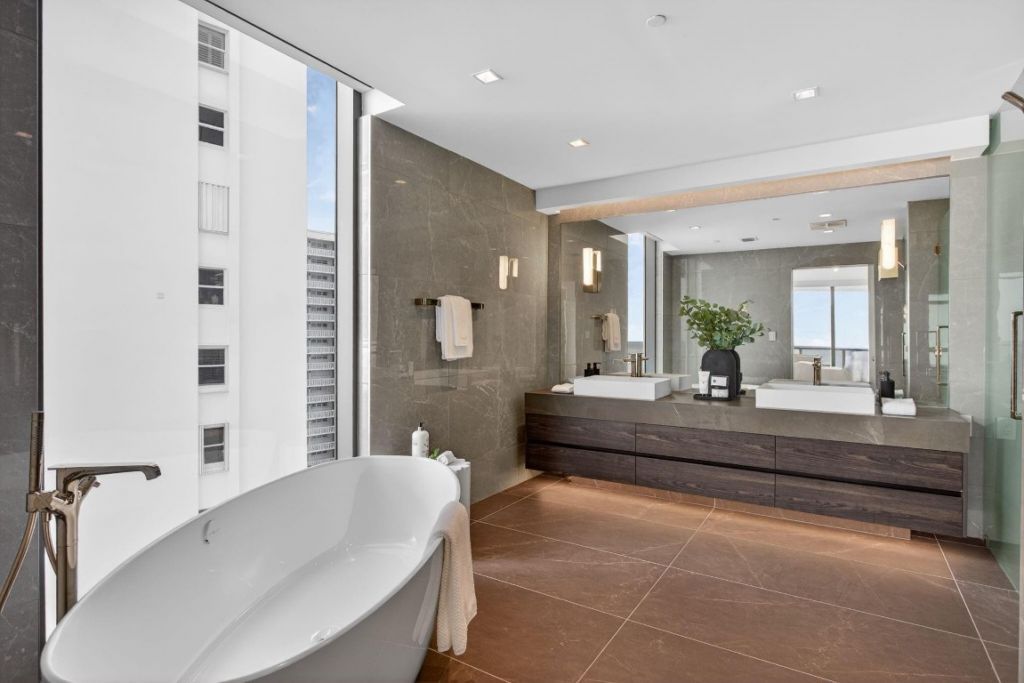 1116 N Ocean Boulevard, Unit 901, Pompano Beach, FL 33062 Photo