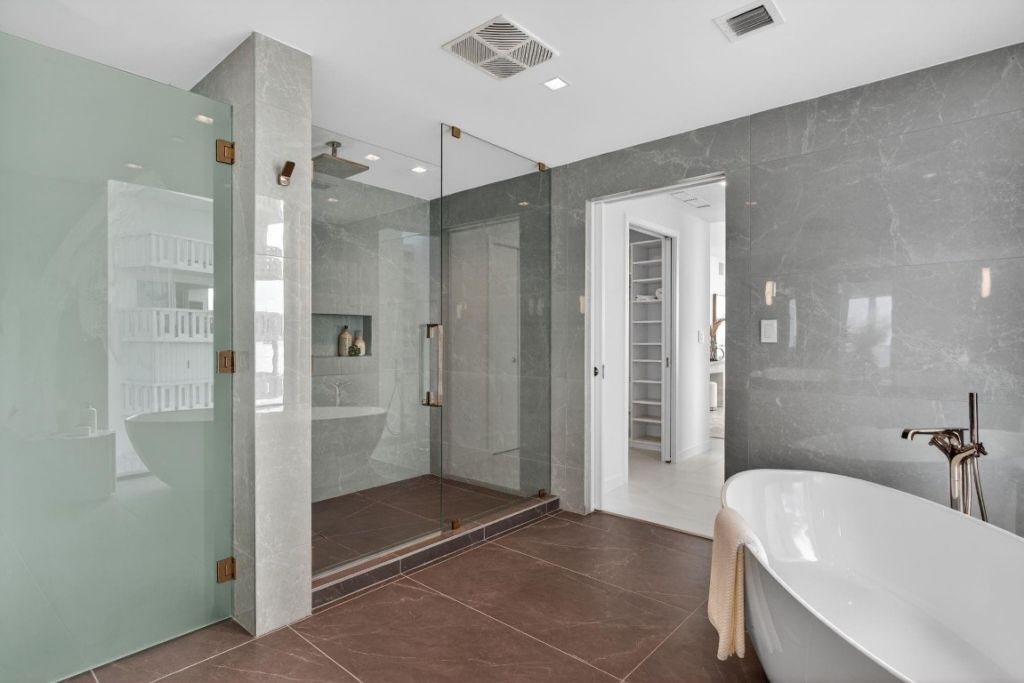 1116 N Ocean Boulevard, Unit 901, Pompano Beach, FL 33062 Photo