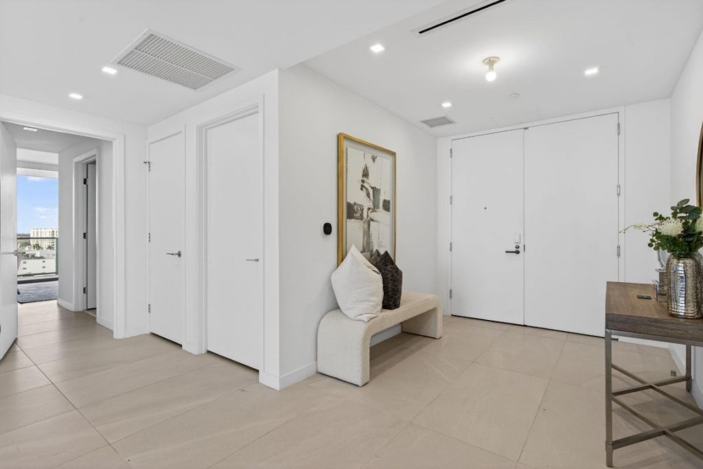 1116 N Ocean Boulevard, Unit 901, Pompano Beach, FL 33062 Photo