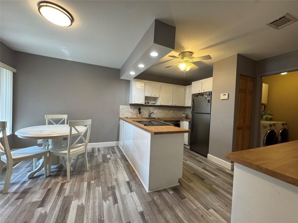 956 Mockingbird, Unit 506, Plantation, FL 33324 Photo