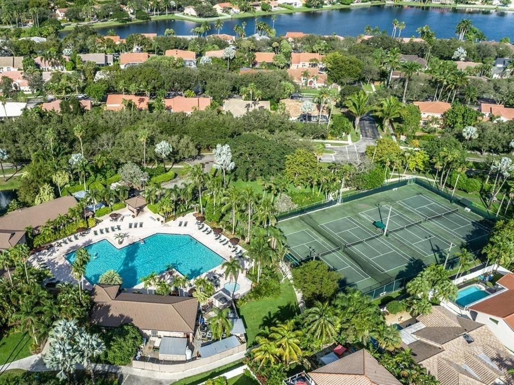 956 Mockingbird, Unit 506, Plantation, FL 33324 Photo