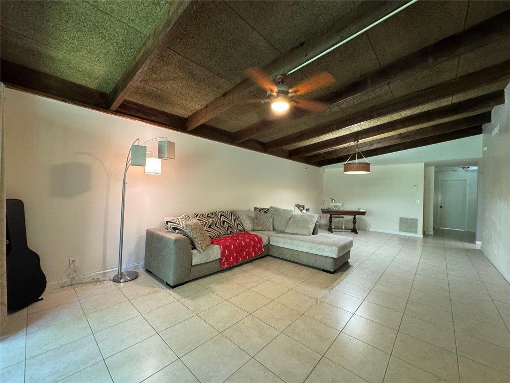 956 Mockingbird, Unit 506, Plantation, FL 33324 Photo