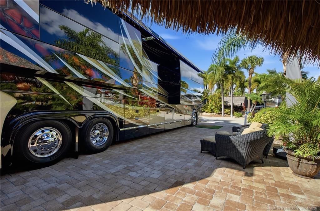 425 NW Chipshot Lane, Port Saint Lucie, FL 34986 Photo