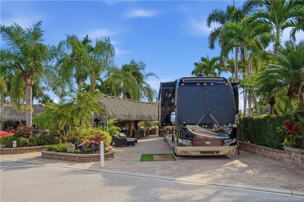 425 NW Chipshot Lane, Port Saint Lucie, FL 34986 Photo