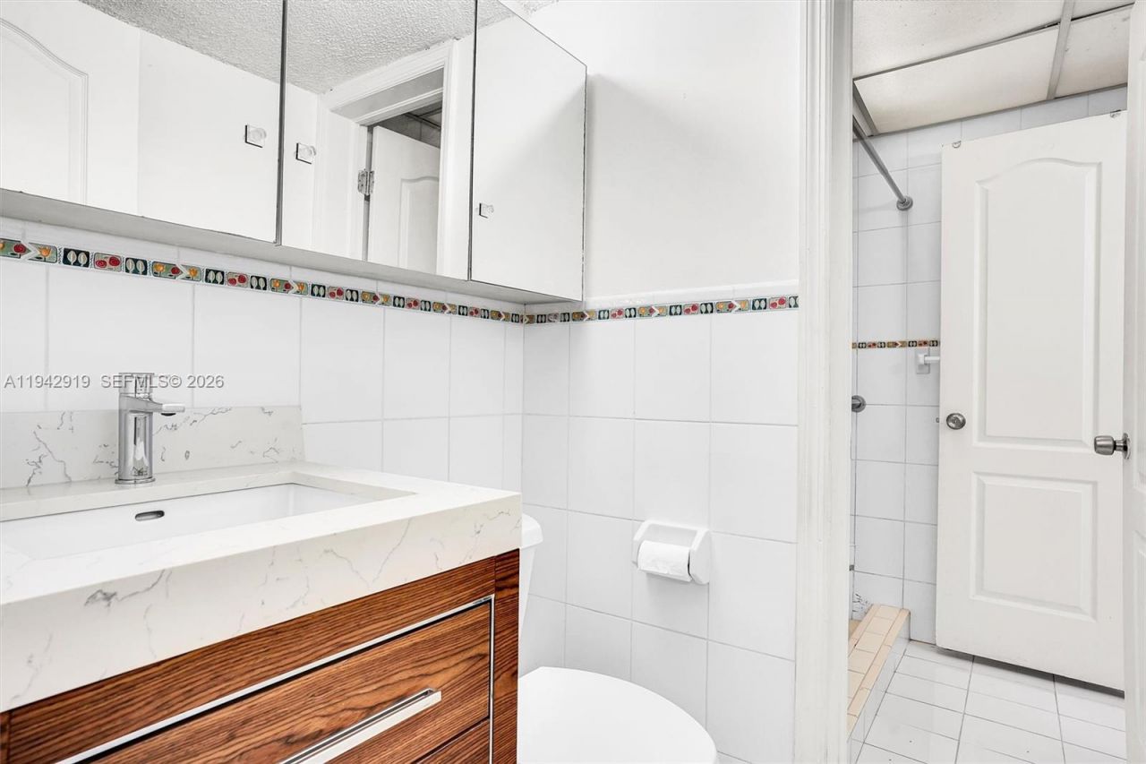 8990 SW 24th St, Unit 33, Miami, FL 33165 Photo