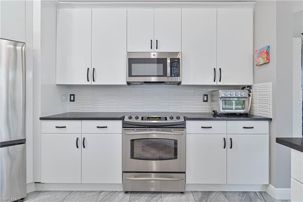 9057 Whitfield Dr, Estero, FL 33928 Photo