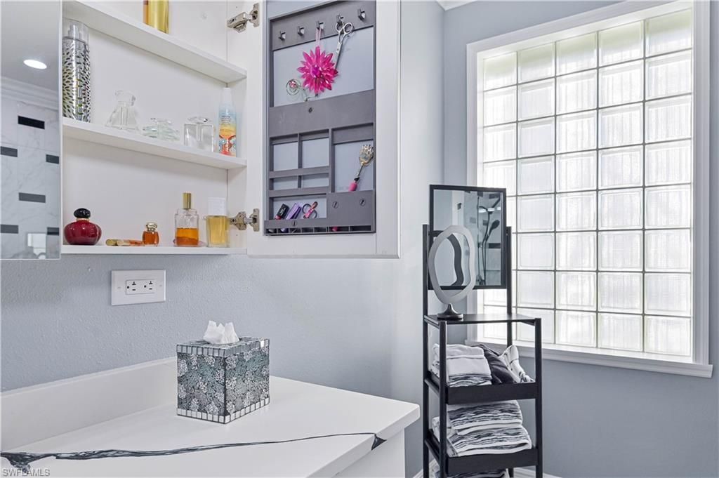 9057 Whitfield Dr, Estero, FL 33928 Photo