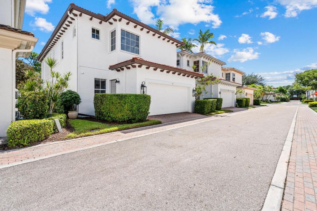 39 Stoney Drive, Palm Beach Gardens, FL 33410 Photo