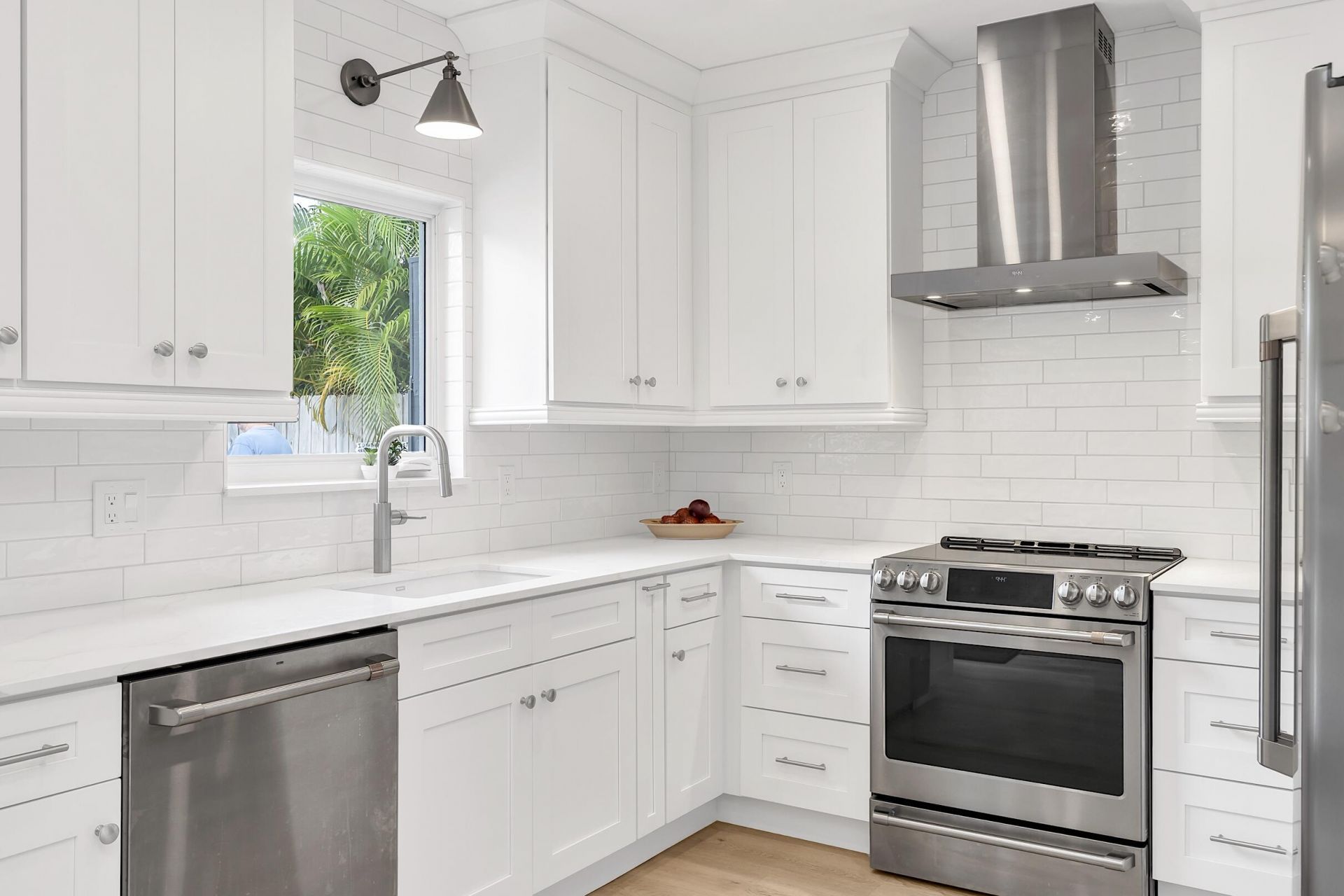 611 N Palmway, Lake Worth Beach, FL 33460 Photo