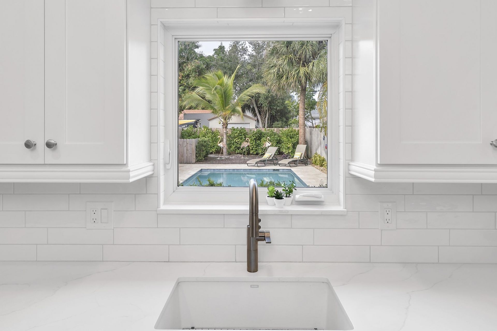 611 N Palmway, Lake Worth Beach, FL 33460 Photo