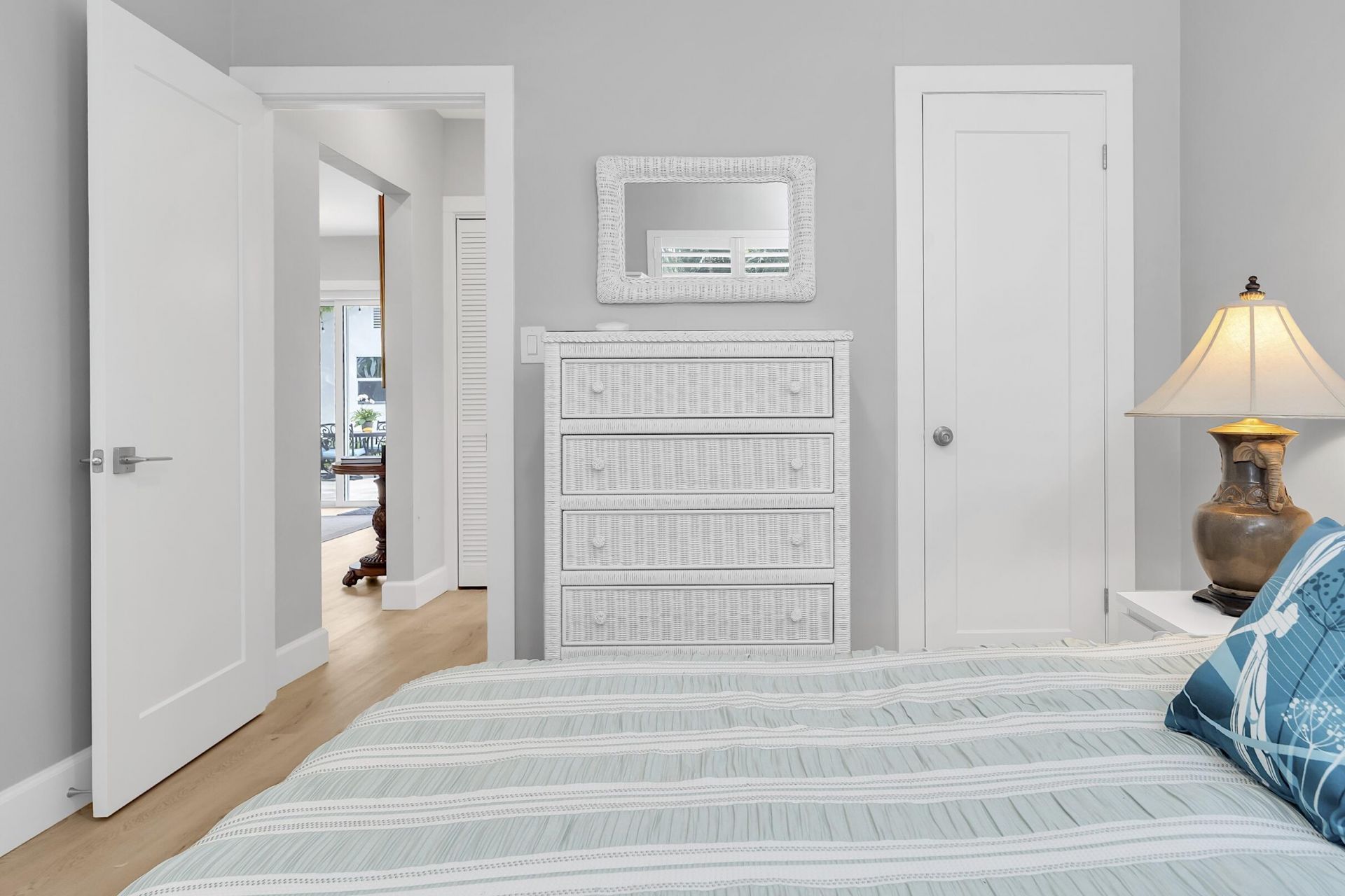 611 N Palmway, Lake Worth Beach, FL 33460 Photo