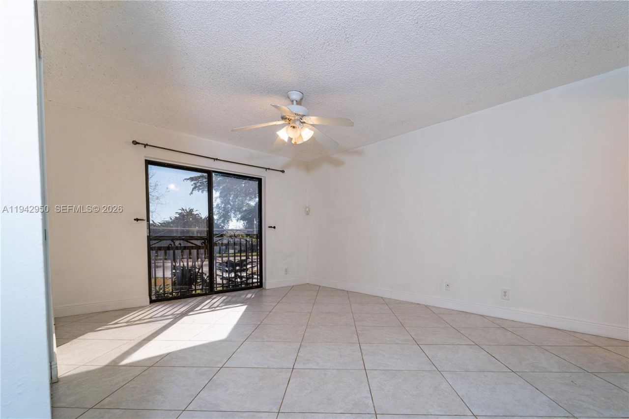 2342 NW 36th Ave, Unit 2342, Coconut Creek, FL 33066 Photo