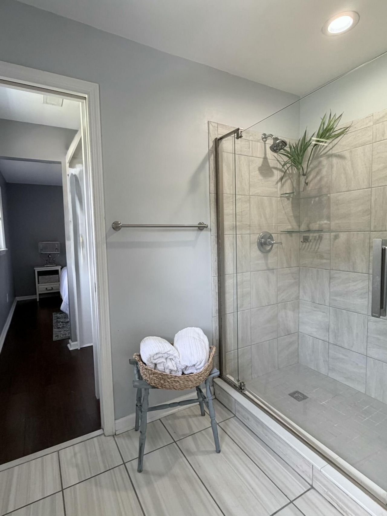 4405 Clovewood Street Photo 14