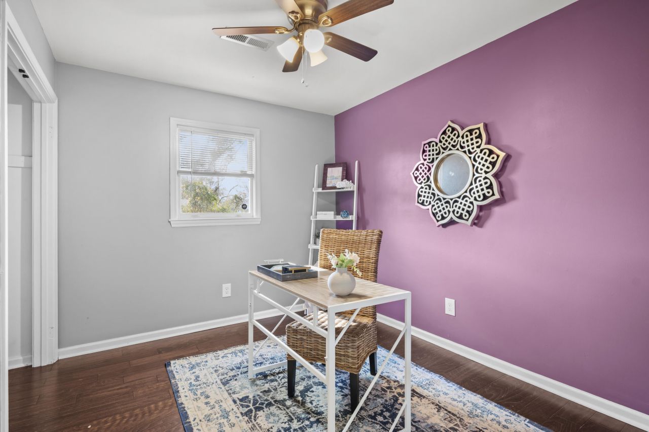 4405 Clovewood Street Photo 16