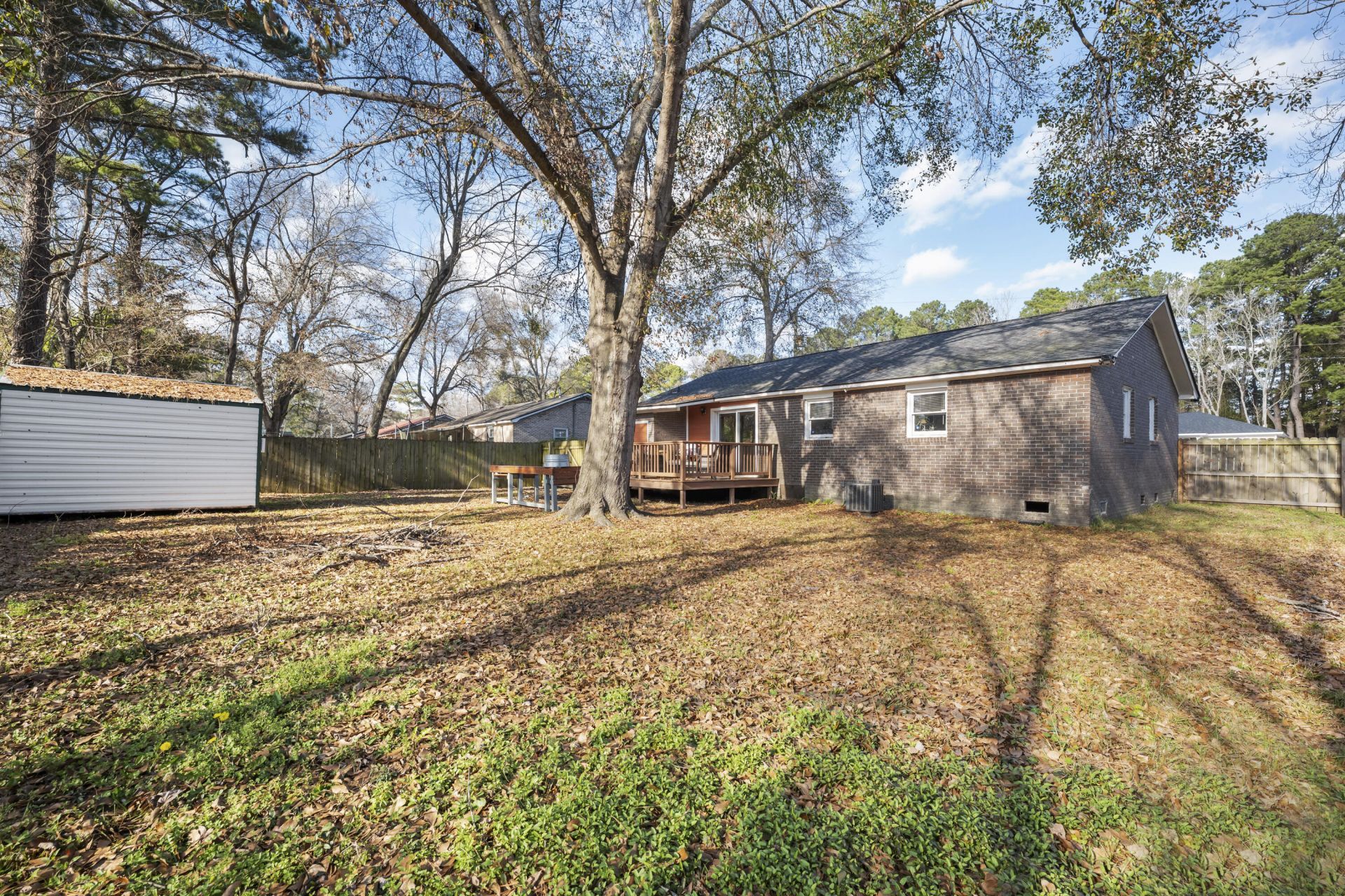 4405 Clovewood Street Photo 23