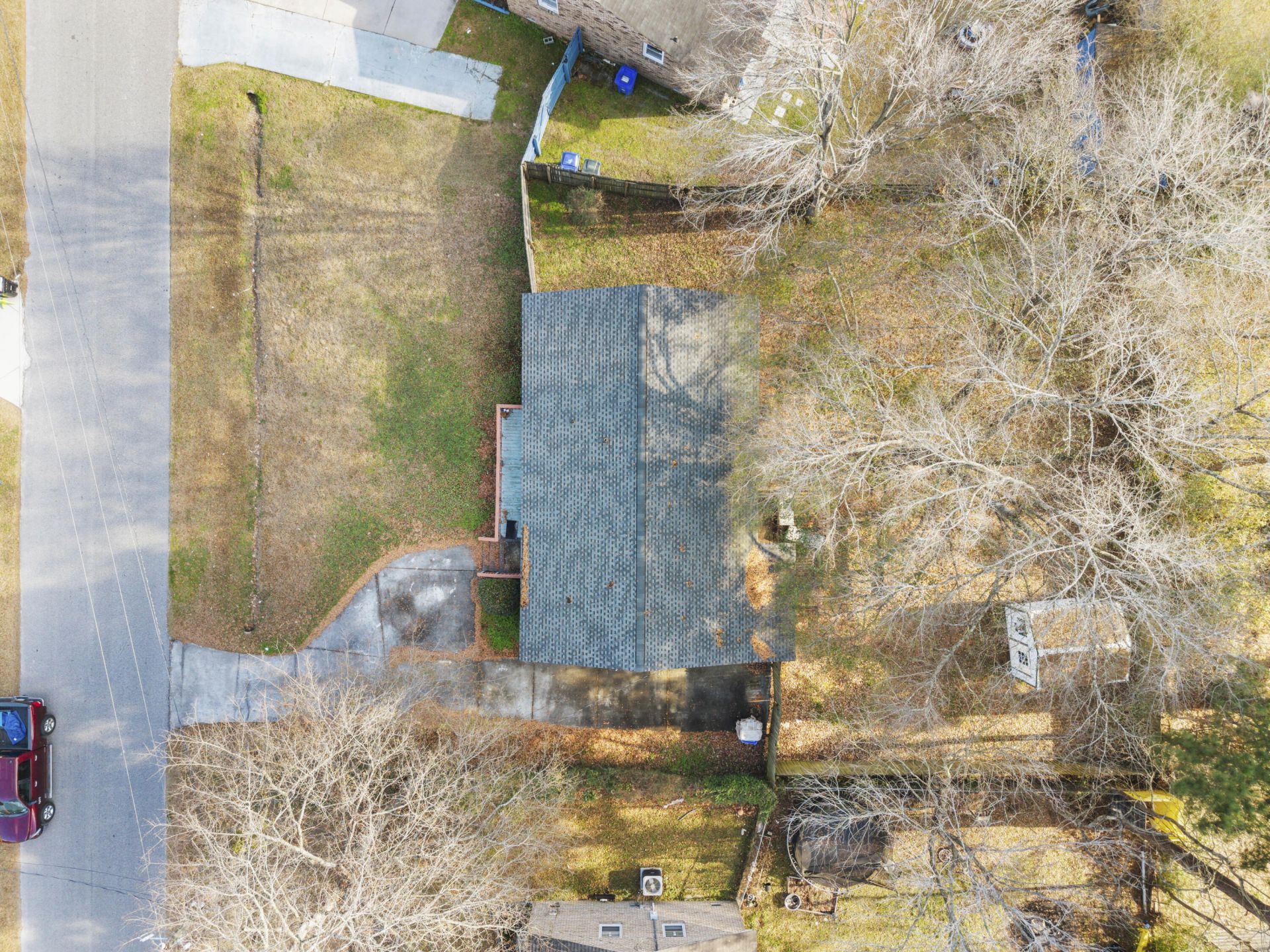 4405 Clovewood Street Photo 24
