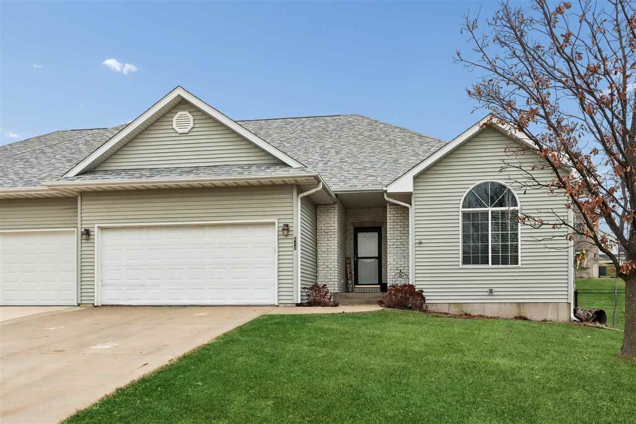 613 W Orange St, West Branch, IA 52358 Main Photo