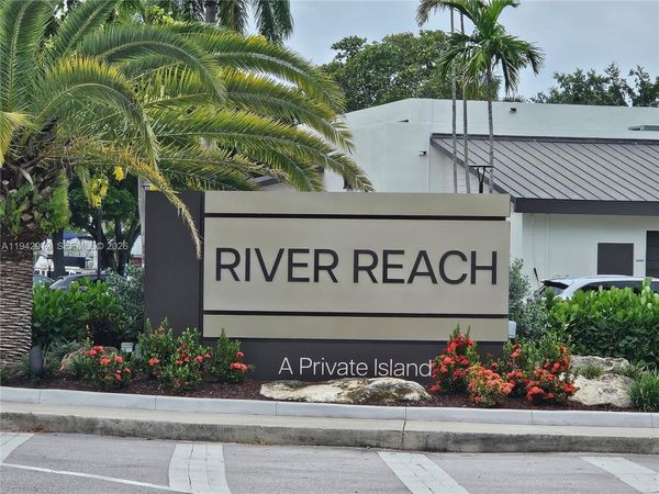 1101 River Reach Dr, Unit 418, Fort Lauderdale, FL 33315