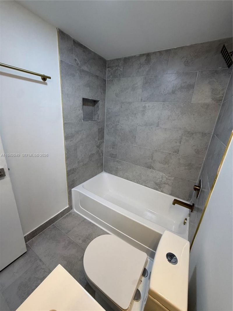 9937 Nob Hill Pl, Unit 1637, Sunrise, FL 33351 Photo