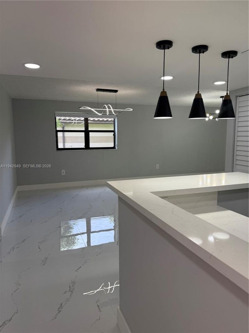 9937 Nob Hill Pl, Unit 1637, Sunrise, FL 33351 Photo