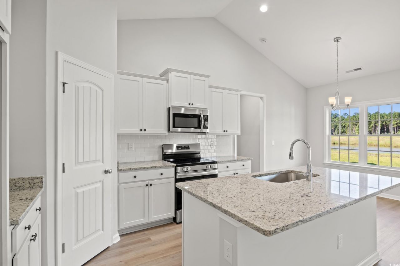 64 Double Pond Dr Photo 5