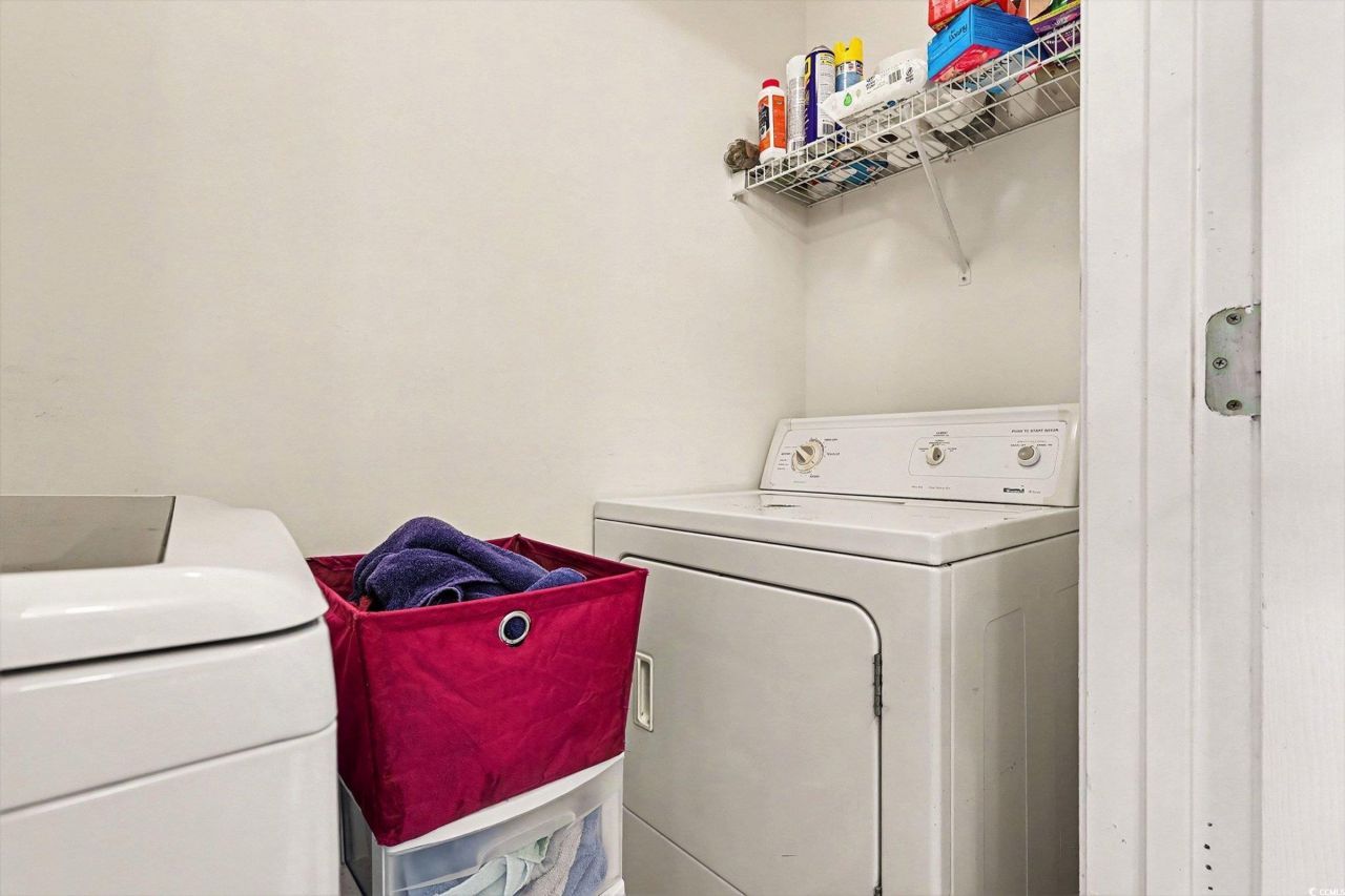 844 Sheridan Rd. Photo 16