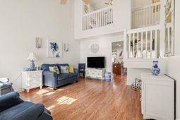 844 Sheridan Rd. photo 4