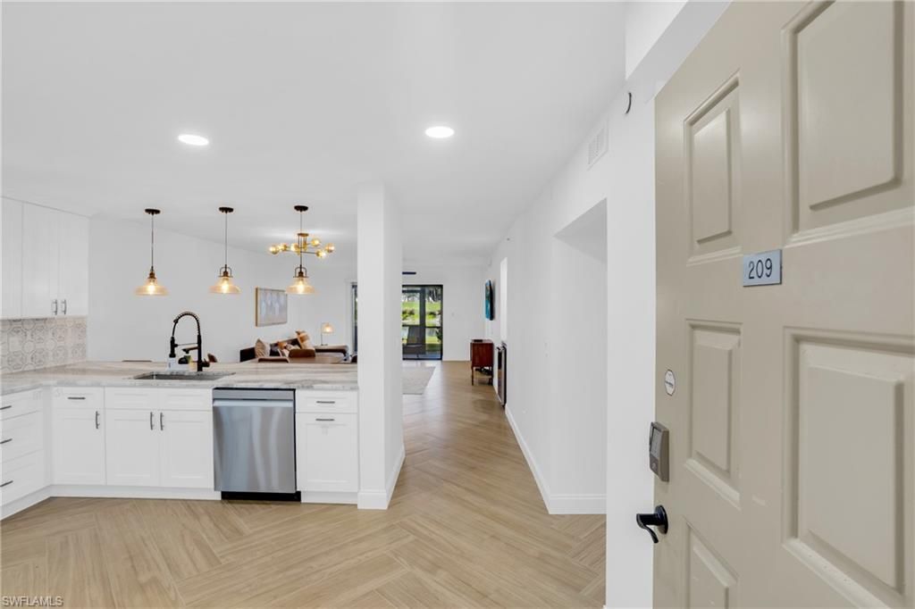 16200 Kelly Cove Dr, Unit 209, Fort Myers, FL 33908 Photo