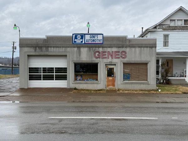 92 Washington Avenue, Huntington, WV 25701