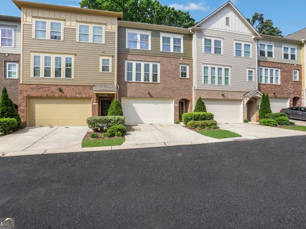 1300 Hopkins Drive, Decatur, GA 30033