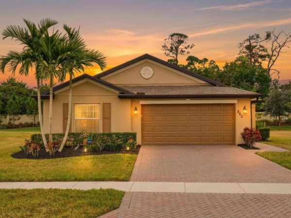 868 Bent Creek Drive, Fort Pierce, FL 34947