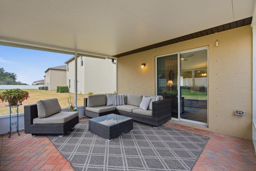 868 Bent Creek Drive, Fort Pierce, FL 34947 Photo