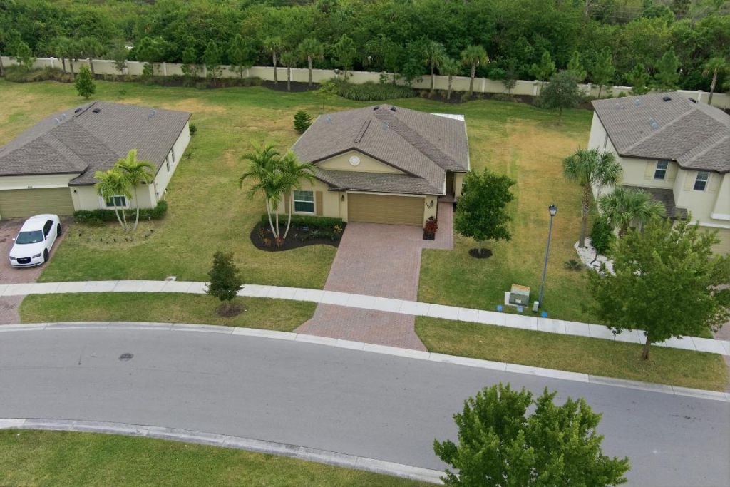 868 Bent Creek Drive, Fort Pierce, FL 34947 Photo