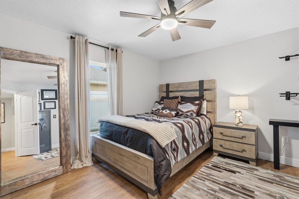 5867 NW Leah Drive, Port Saint Lucie, FL 34986 Photo