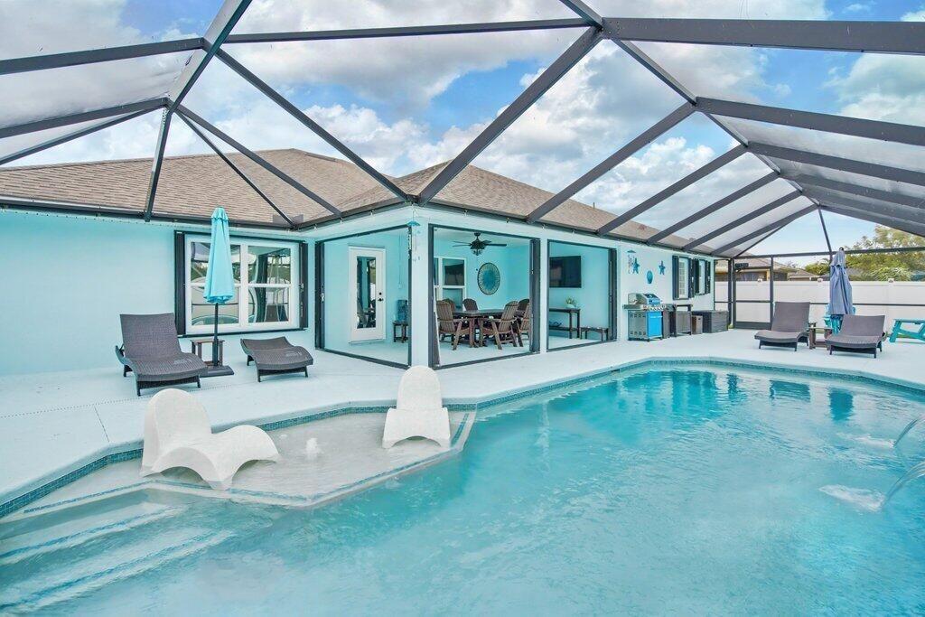 5867 NW Leah Drive, Port Saint Lucie, FL 34986 Photo